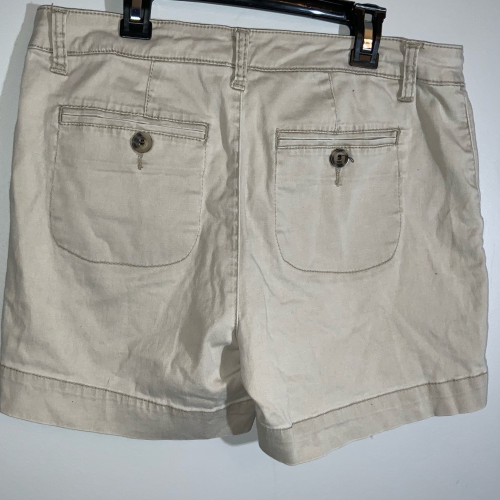 Preloved One 5 One Y2K Khaki Shorts Sz 6 - Picture 2 of 3